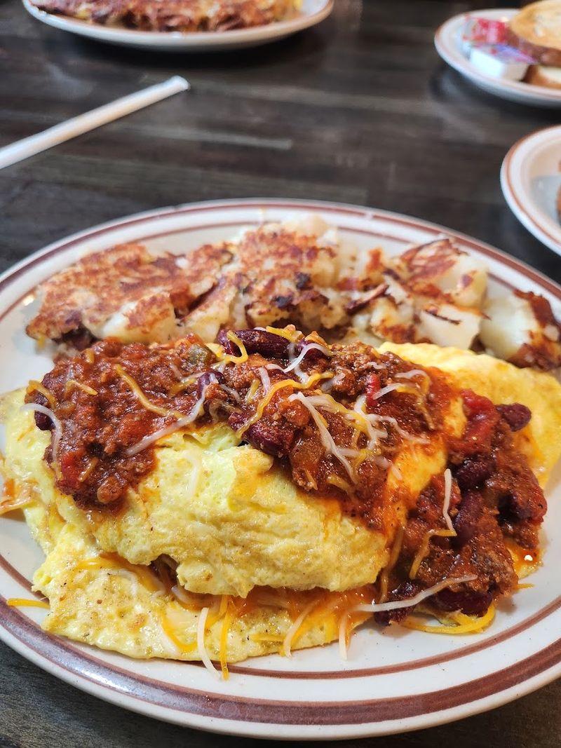 The Four-Egg Omelets That Built a Reputation