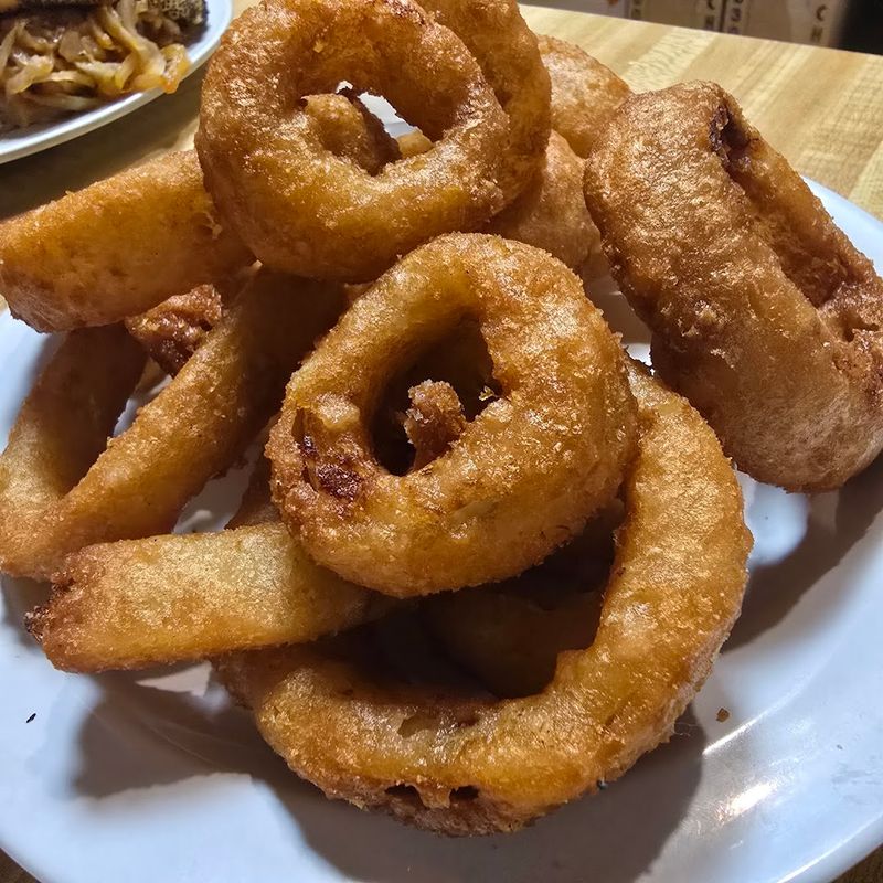 The Fried Onions That People Cannot Stop Talking About The Fried Onions That People Cannot Stop Talking About