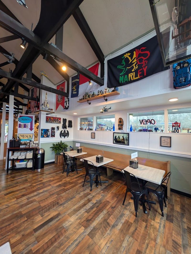 The Friendly Staff and the Community Feel The Friendly Staff and the Community Feel