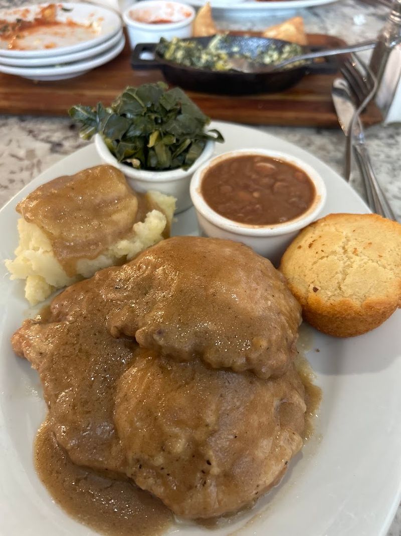 The Full Spread: Sides, Cornbread, and Everything Between The Full Spread: Sides, Cornbread, and Everything Between