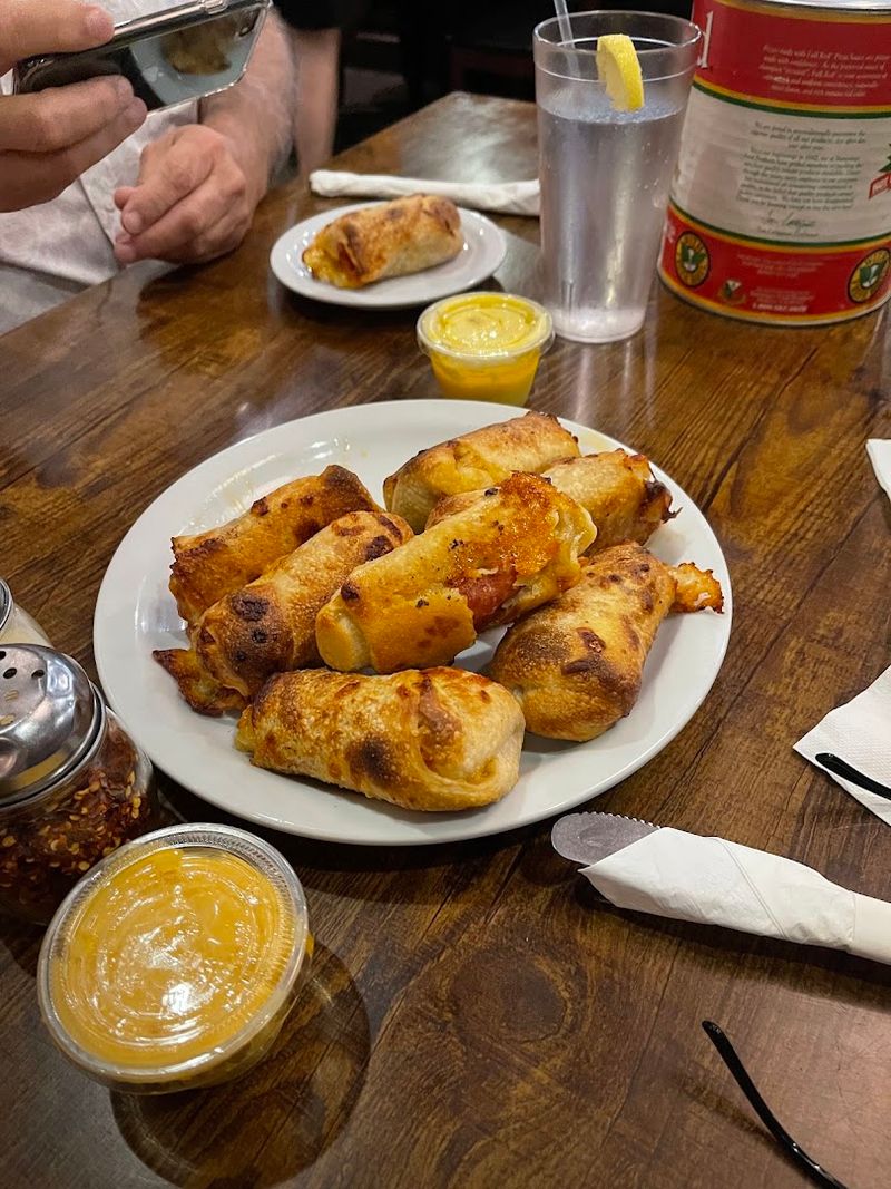 The Garlic Knots That Steal the Appetizer Spotlight The Garlic Knots That Steal the Appetizer Spotlight