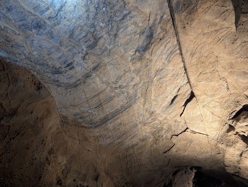 The Geology Behind the Marvel: Marble Caves Explained The Geology Behind the Marvel: Marble Caves Explained