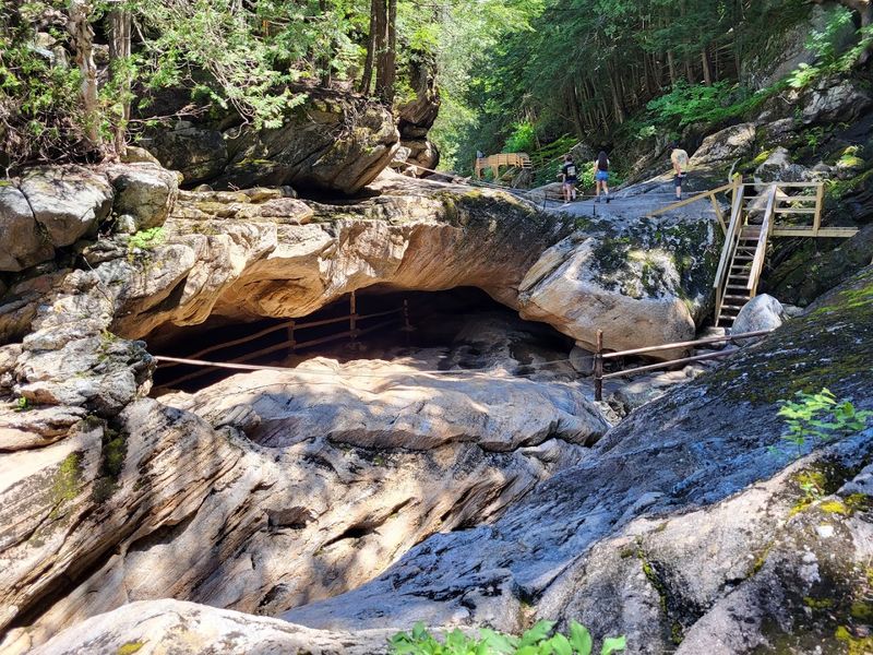The Geology Behind the Stone Bridge Itself