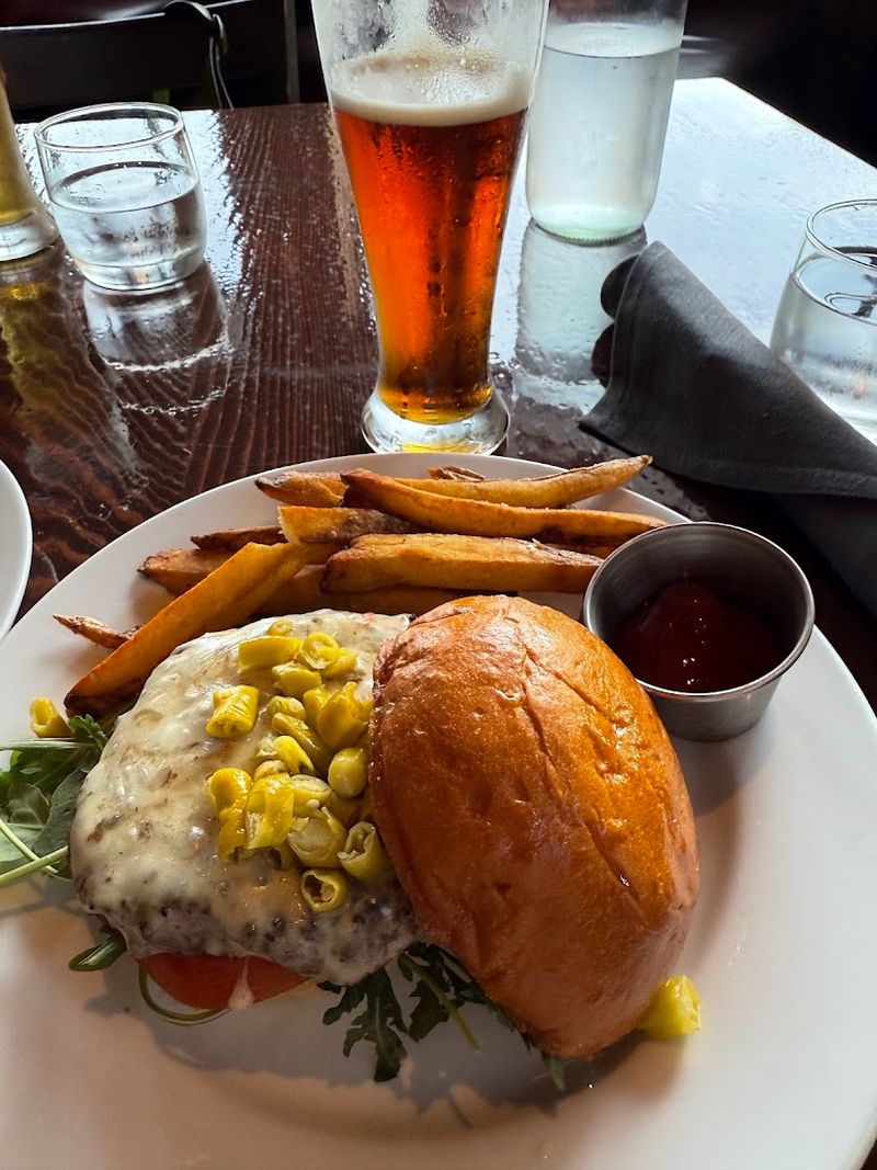 The George Burger and Dragon Burger Worth Talking About The George Burger and Dragon Burger Worth Talking About