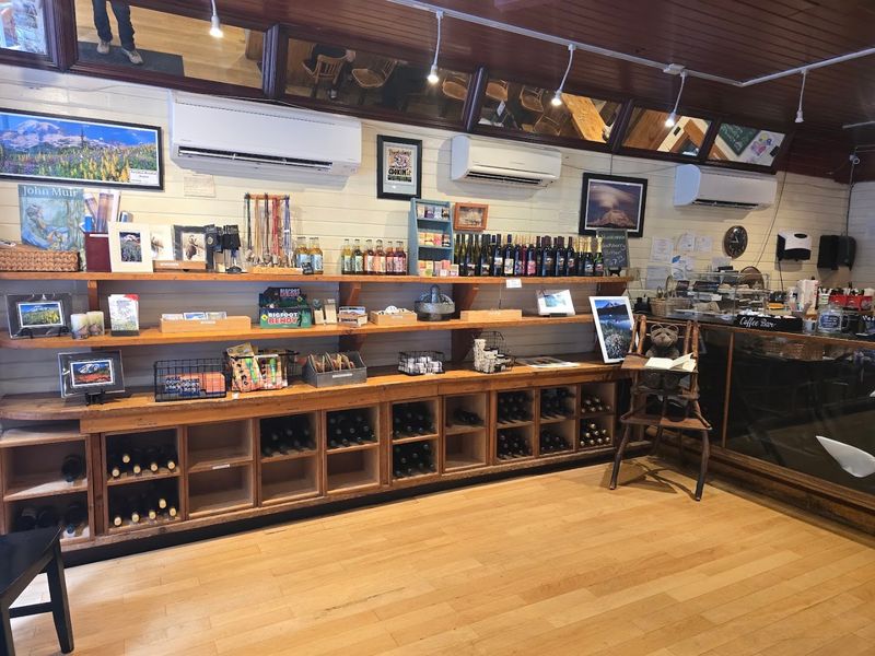 The Gift Shop and Extra Amenities The Gift Shop and Extra Amenities