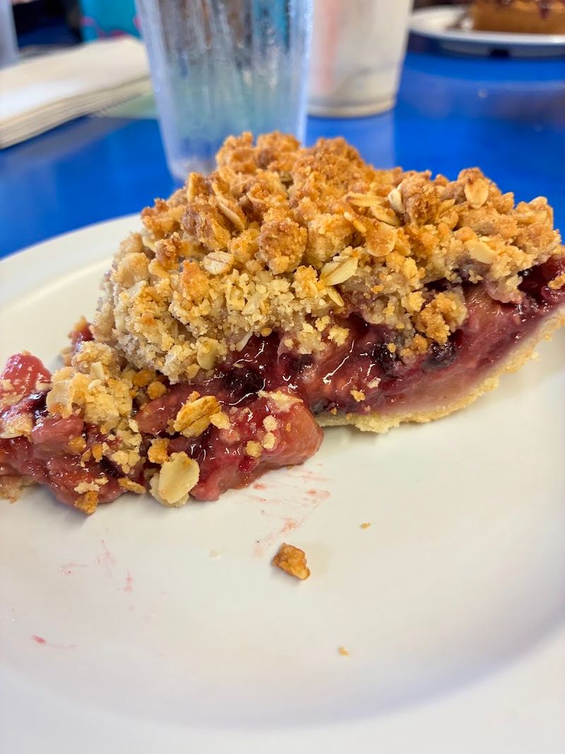 The Great Lakes Crunch Pie Worth the Drive The Great Lakes Crunch Pie Worth the Drive