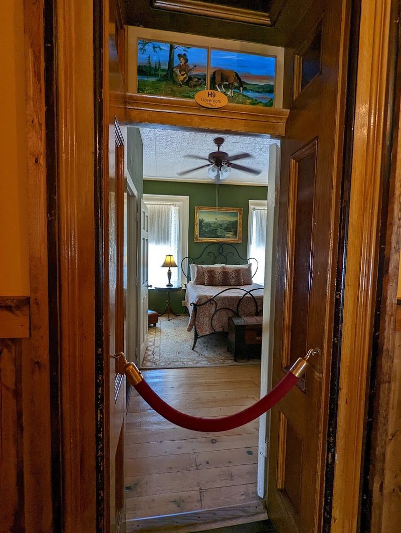 The Haunted Rooms That Guests Keep Talking About The Haunted Rooms That Guests Keep Talking About