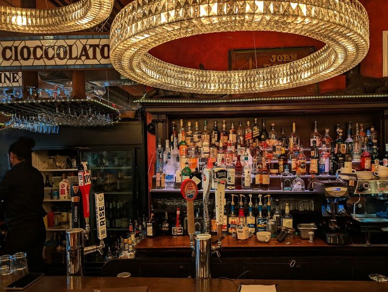 The Historic Bar at the Center of It All
