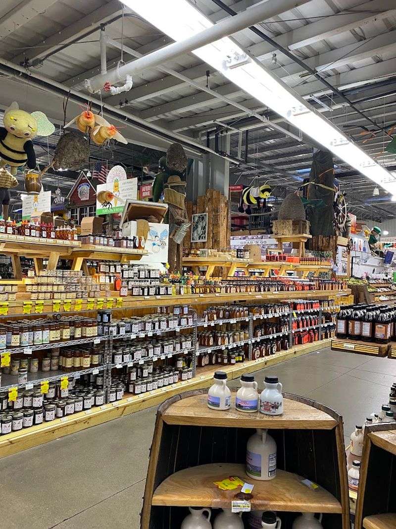 The Hot Sauce Collection That Draws True Believers The Hot Sauce Collection That Draws True Believers