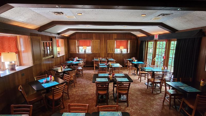 The Indoor Atmosphere and Old-School Charm