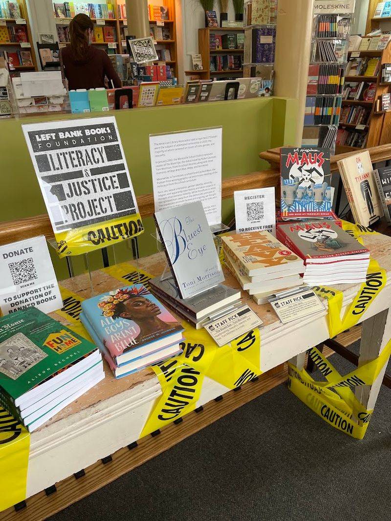 The Left Bank Books Foundation and Its Work in Schools