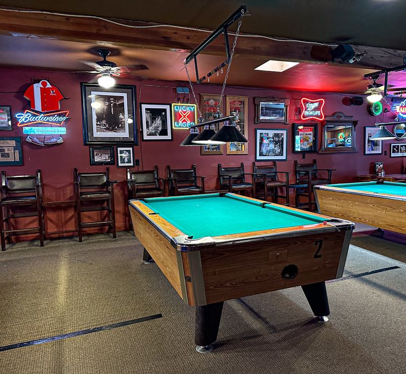 The Lounge Side and Its Own Kind of Fun