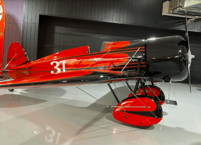 The Mystery Ship With Staggered Wings