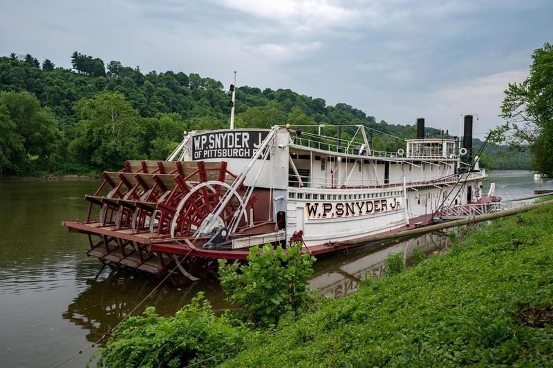 The Ohio River Museum and Sternwheeler Heritage