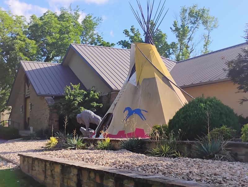 The Outdoor Experience: Gardens, Tipis, and Hidden Arrowheads The Outdoor Experience: Gardens, Tipis, and Hidden Arrowheads