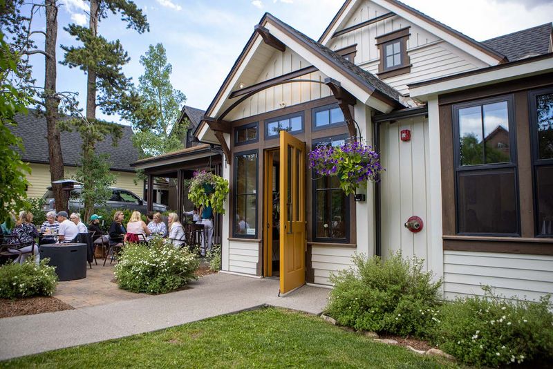 The Patio That Steals the Show The Patio That Steals the Show
