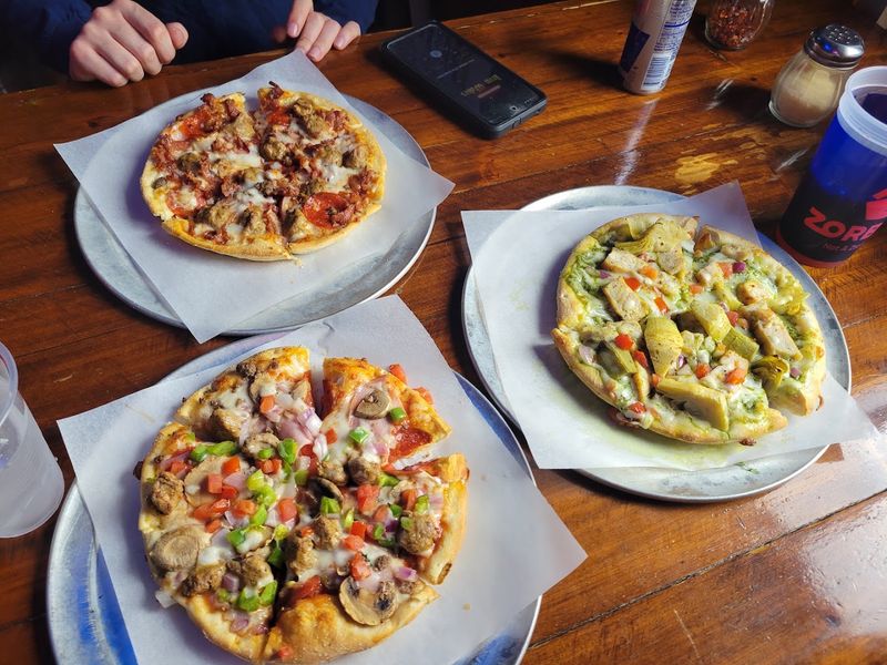 The Pizza That Earns Its Own Reputation The Pizza That Earns Its Own Reputation