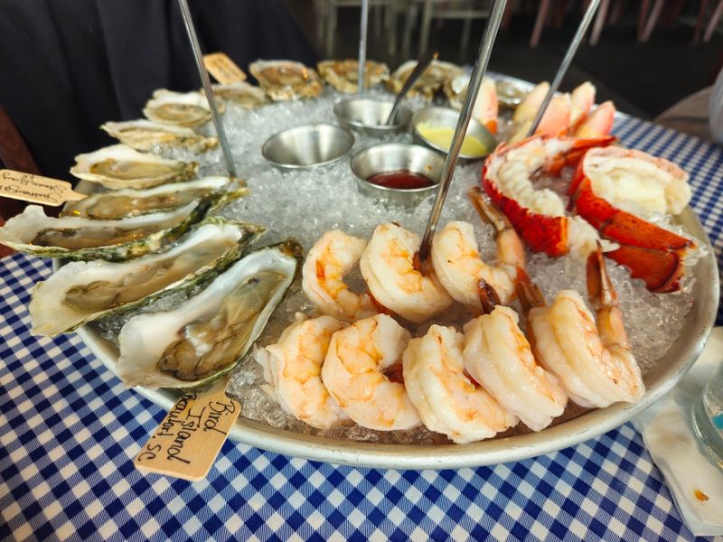 The Raw Bar That Earns Its Own Dedicated Following