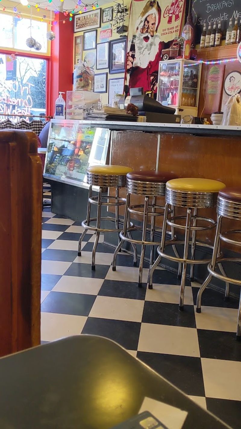 The Retro Atmosphere You Did Not Know You Needed
