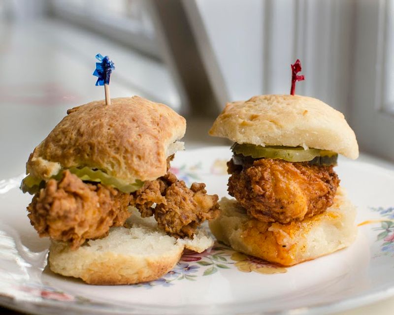 The Saltine Burger That Holds Its Own Against the Seafood Menu The Saltine Burger That Holds Its Own Against the Seafood Menu