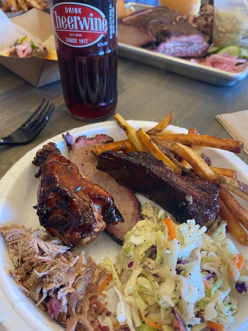The Smoked Chicken and Turkey That Hold Their Own The Smoked Chicken and Turkey That Hold Their Own