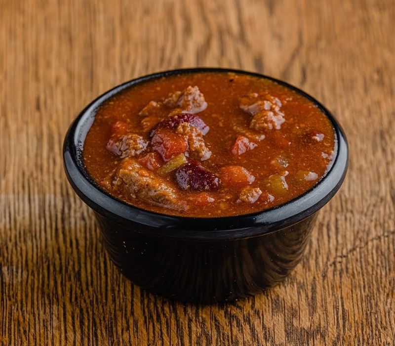 The Smokehouse Chili That Earns Its Own Fanbase
