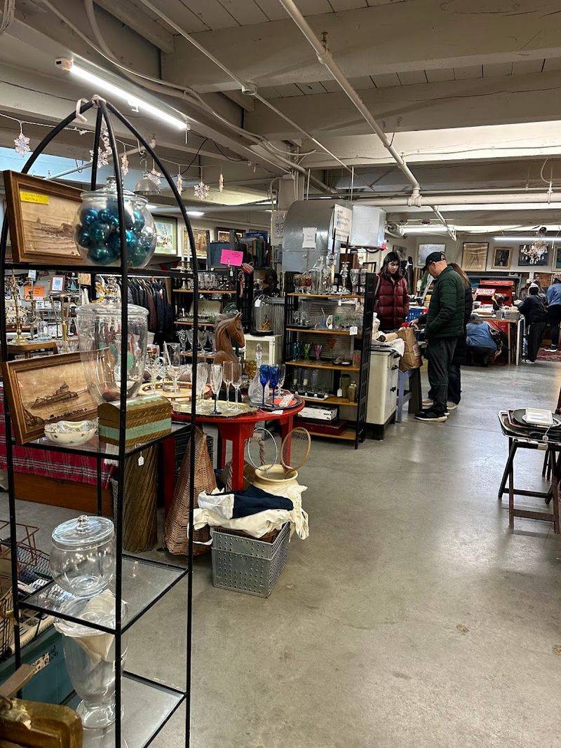 The SoWa Vintage Market Underground The SoWa Vintage Market Underground