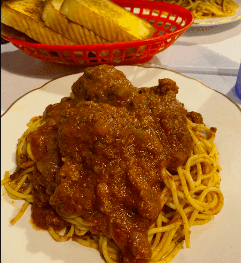 The Spaghetti and Meatballs That Keep People Coming Back The Spaghetti and Meatballs That Keep People Coming Back
