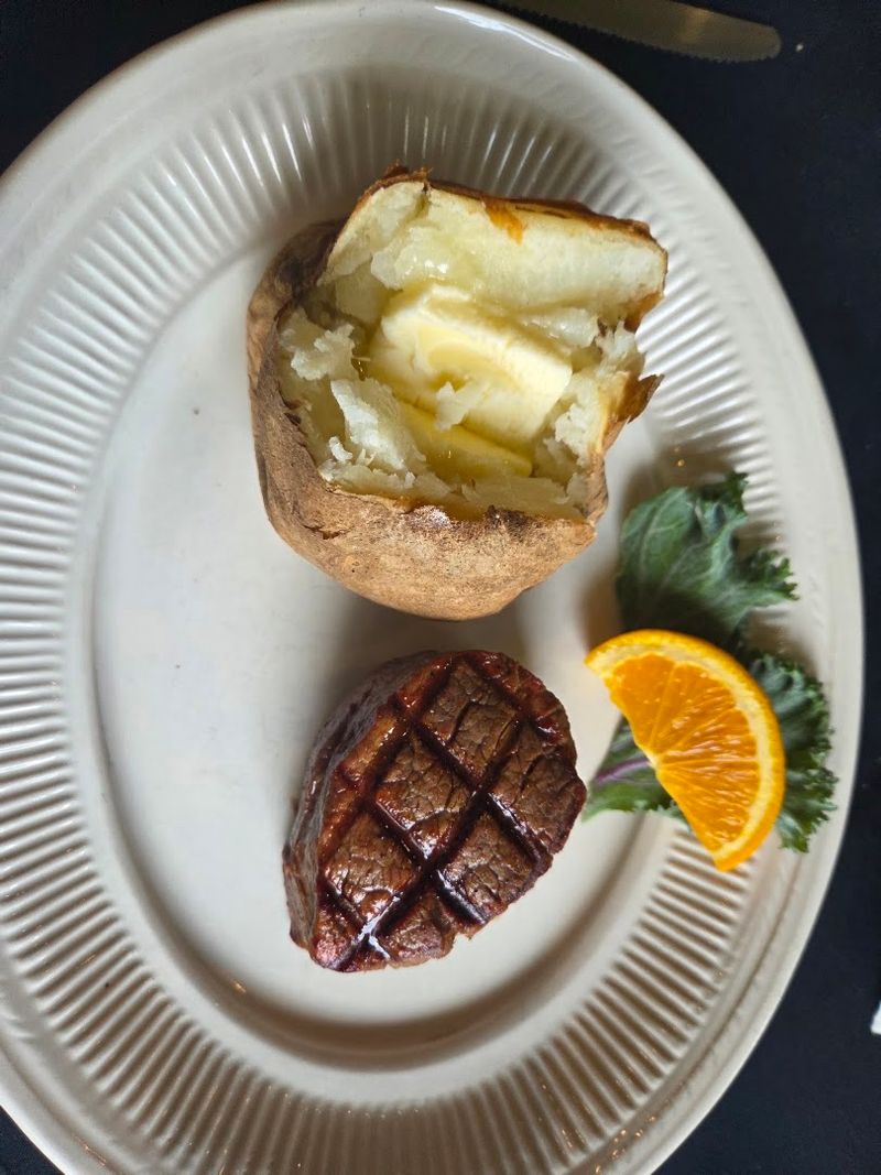 The Steak Menu That Keeps People Coming Back The Steak Menu That Keeps People Coming Back