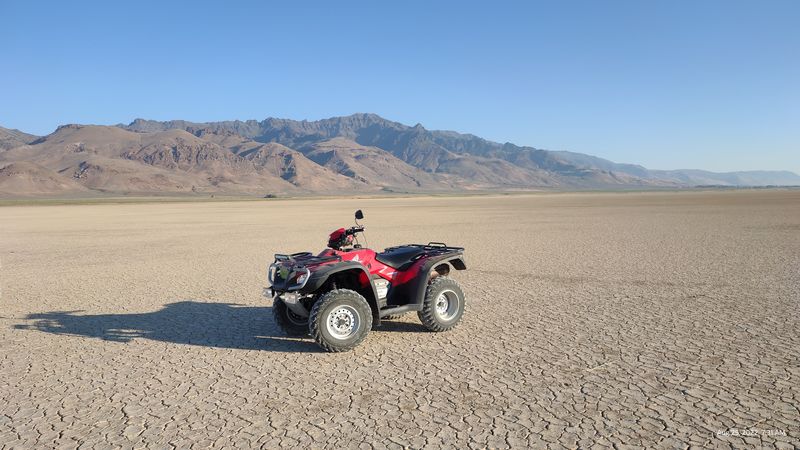The Surrounding Desert and Natural Attractions The Surrounding Desert and Natural Attractions