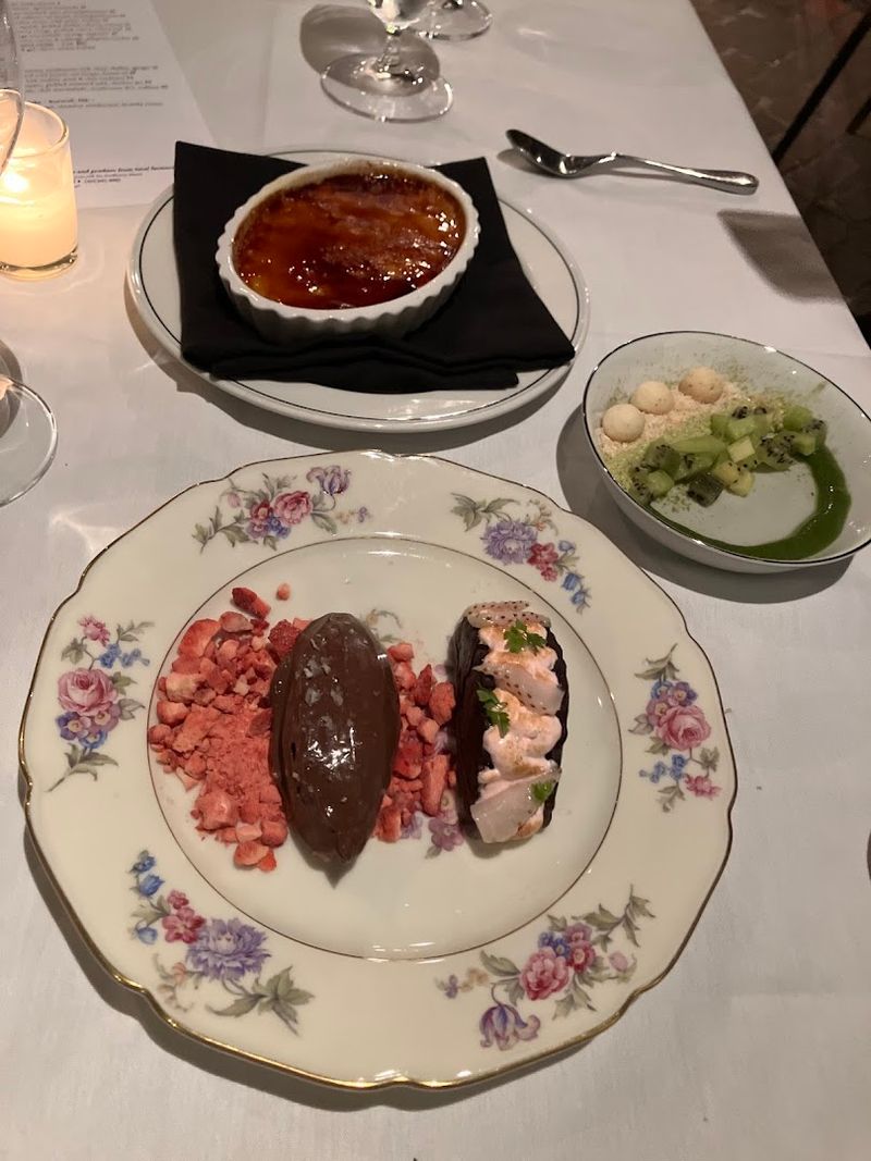The Tasting Menu Experience Worth Planning Around