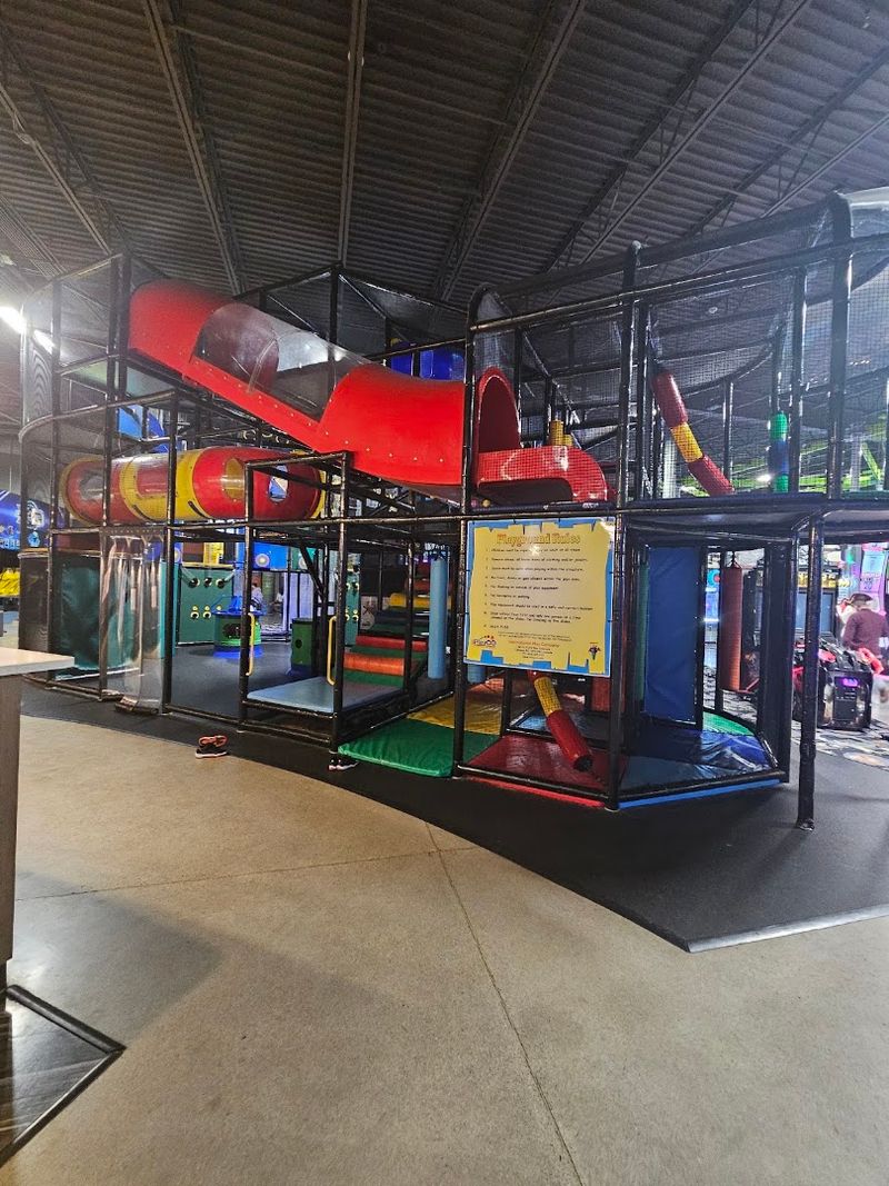 The Three-Story Indoor Playground That Wears Kids Out The Three-Story Indoor Playground That Wears Kids Out