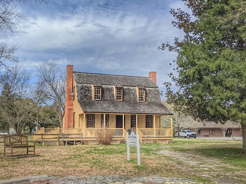 The Town's Remarkably Preserved Colonial Streetscape The Town's Remarkably Preserved Colonial Streetscape