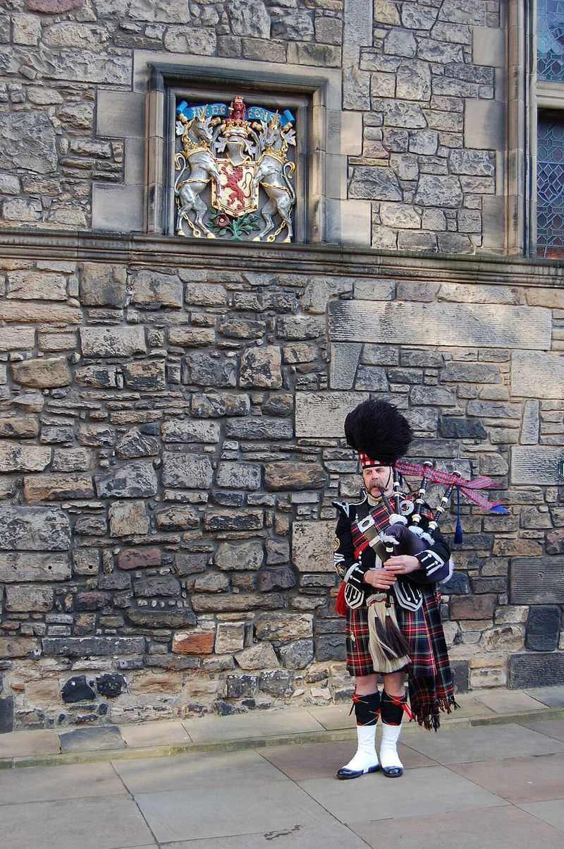 The Unfinished Story of the Lost Piper Legend The Unfinished Story of the Lost Piper Legend