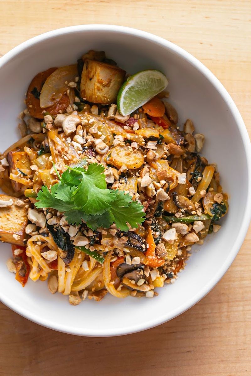 The Vegan Pad Thai That Has Its Own Fan Club