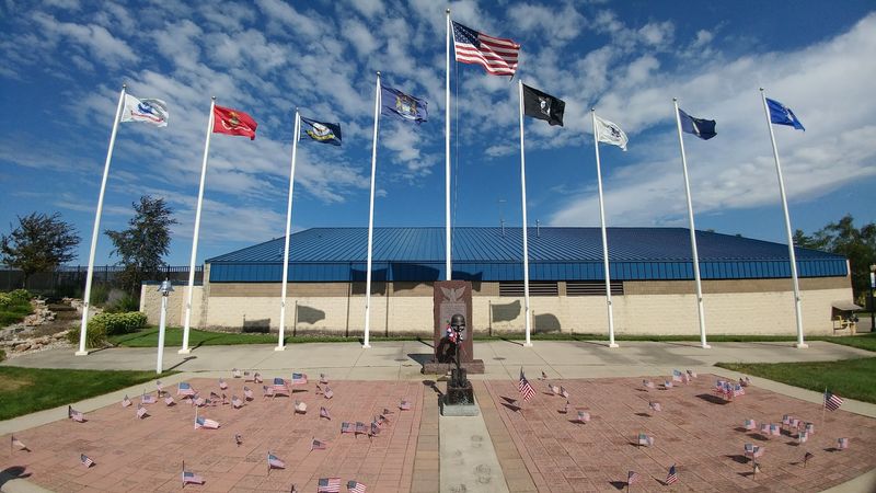 The Veteran Memorial Worth Slowing Down For The Veteran Memorial Worth Slowing Down For