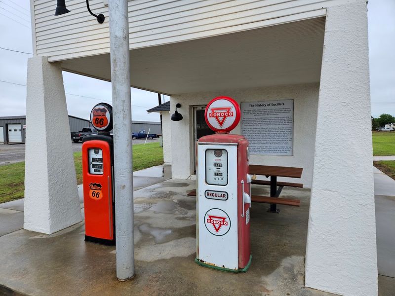 The Vintage Gas Pumps Up Close The Vintage Gas Pumps Up Close