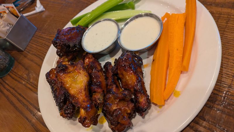 The Wings That Keep People Coming Back The Wings That Keep People Coming Back