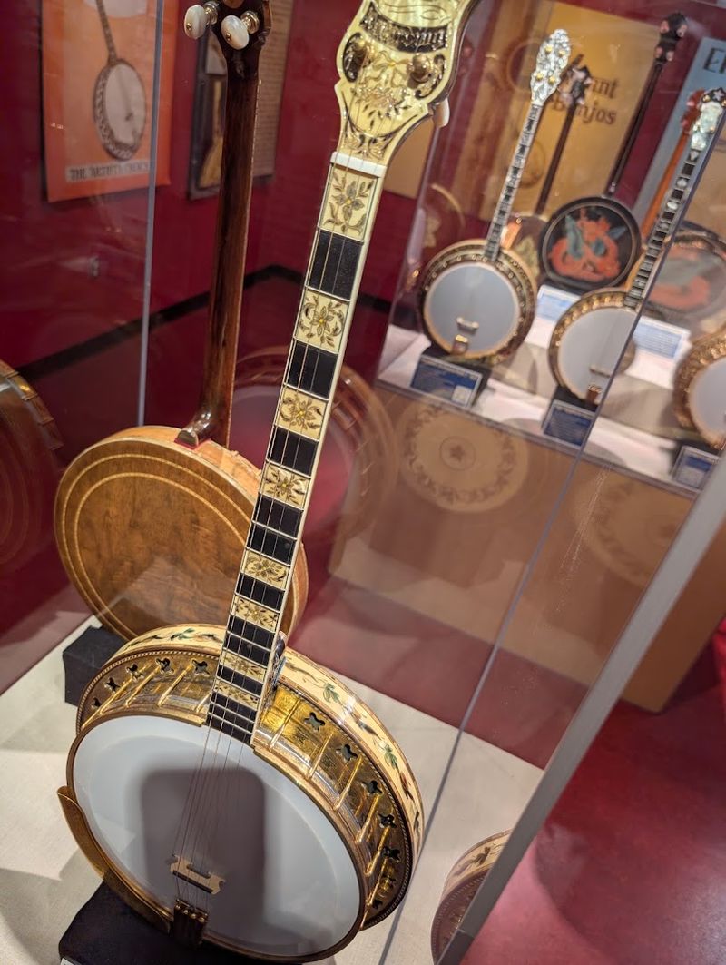 The Women of the Banjo: A Section Worth Slowing Down For The Women of the Banjo: A Section Worth Slowing Down For