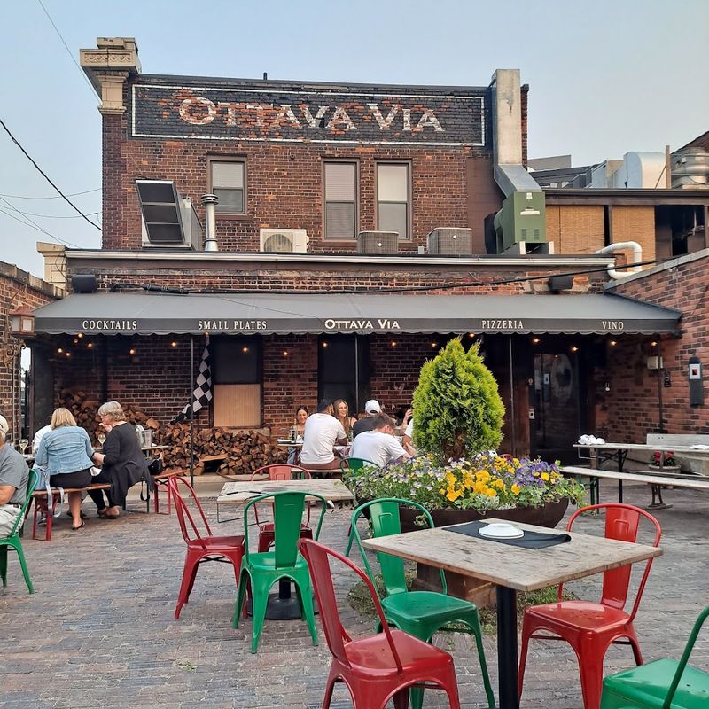 The everyday pleasure of eating here