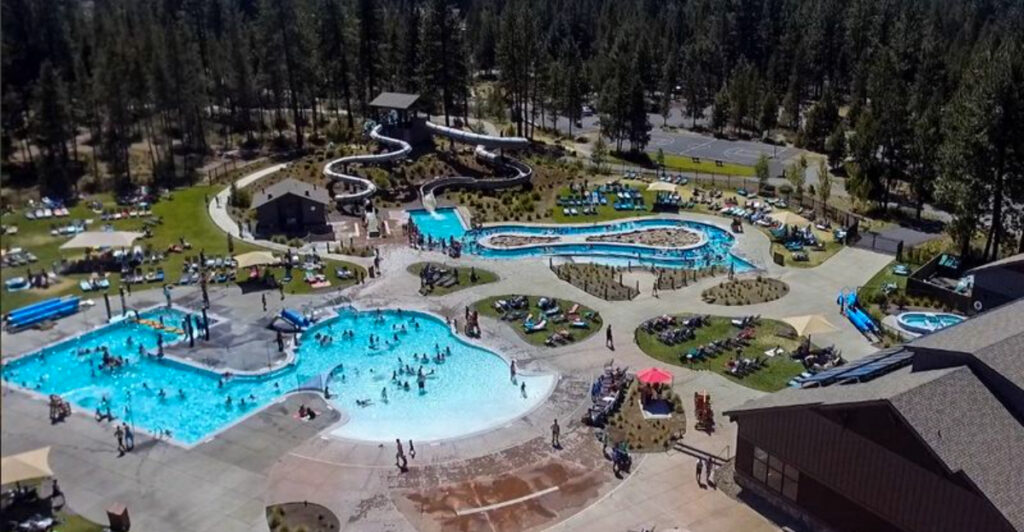 This All-Season Oregon Aquatic Center Has Indoor Pools, Water Slides, and a Lazy River