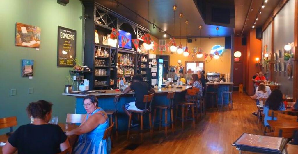 This Beloved Missouri Breakfast Café Is Worth Waking Up Early For