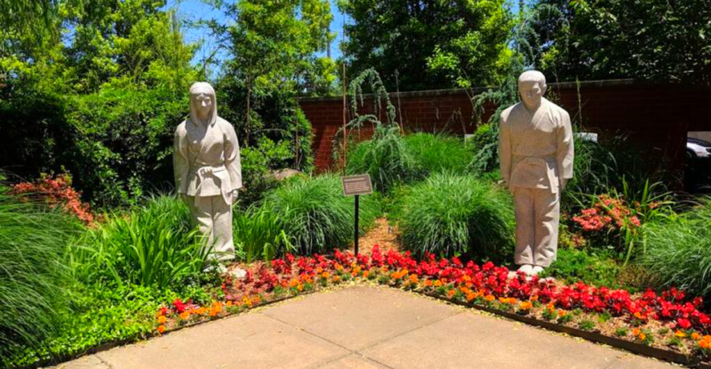 This Hidden Little Rock Garden Is One of America’s Most Beautiful Tributes to Korean Culture
