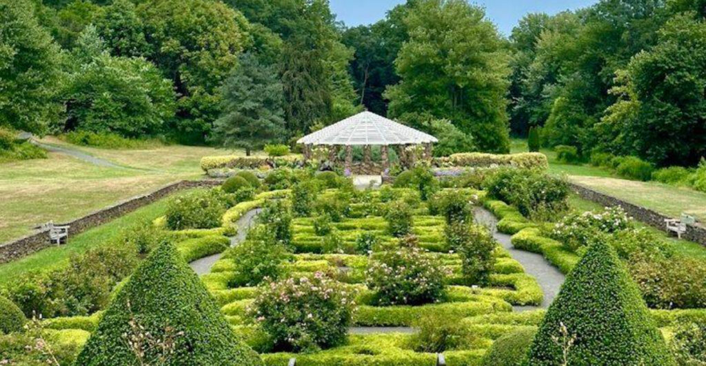 This Hidden New Jersey Garden Looks Like a Secret Slice of Italy