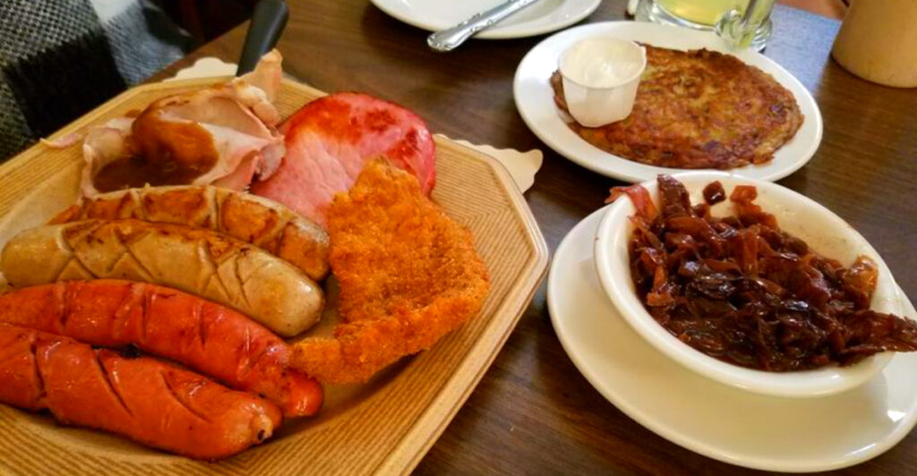 This Hidden Pennsylvania Restaurant Serves Authentic German Comfort Food at Prices That Feel Frozen in Time
