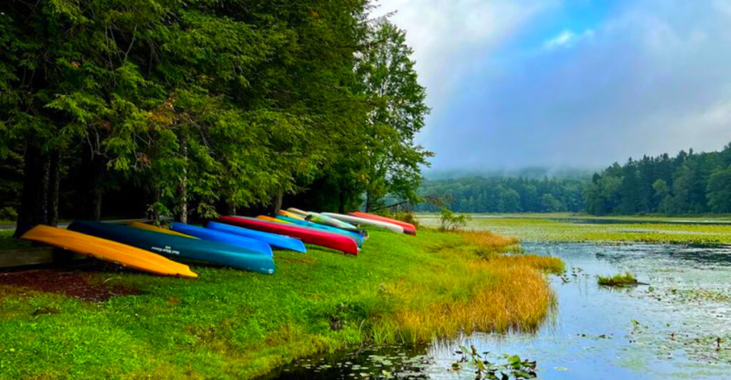 This Hidden Pennsylvania State Park Is Home to a Mysterious Dark-Water Lake