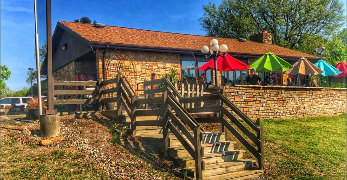 This Illinois Lodge Restaurant Above the Ohio River Serves Sunday Catfish and Fried Chicken Buffets Beside Limestone Bluffs
