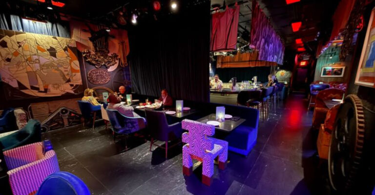 This Italian-American Spot Turns Dinner Into a Full-Blown Spectacle