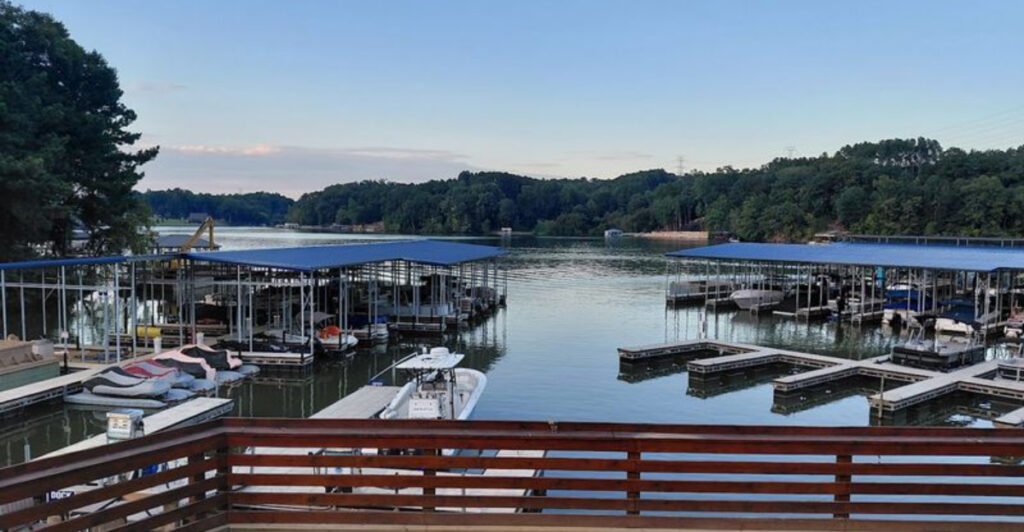 This Lake Norman Restaurant in North Carolina Pairs Great Food With Stunning Waterfront Views