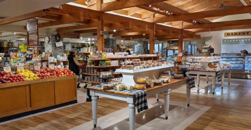 This Massachusetts Country Market Makes Its Donuts, Pies, and Breads From Scratch